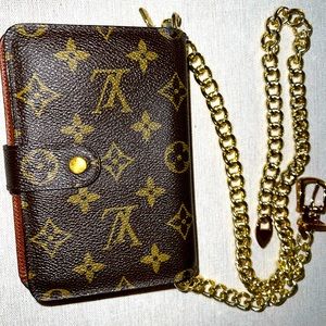 Louis Vuitton Porto Papie Zip round wallet